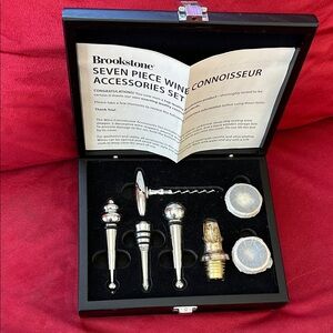 Brookstone Silver Wine Accessory Kit